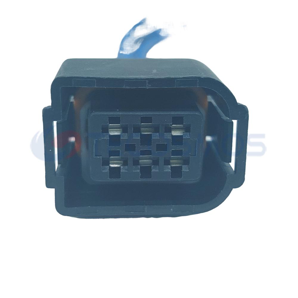 Car Connector For Geely Freedom Ship Headlight Plug 6pin CT6-0128M