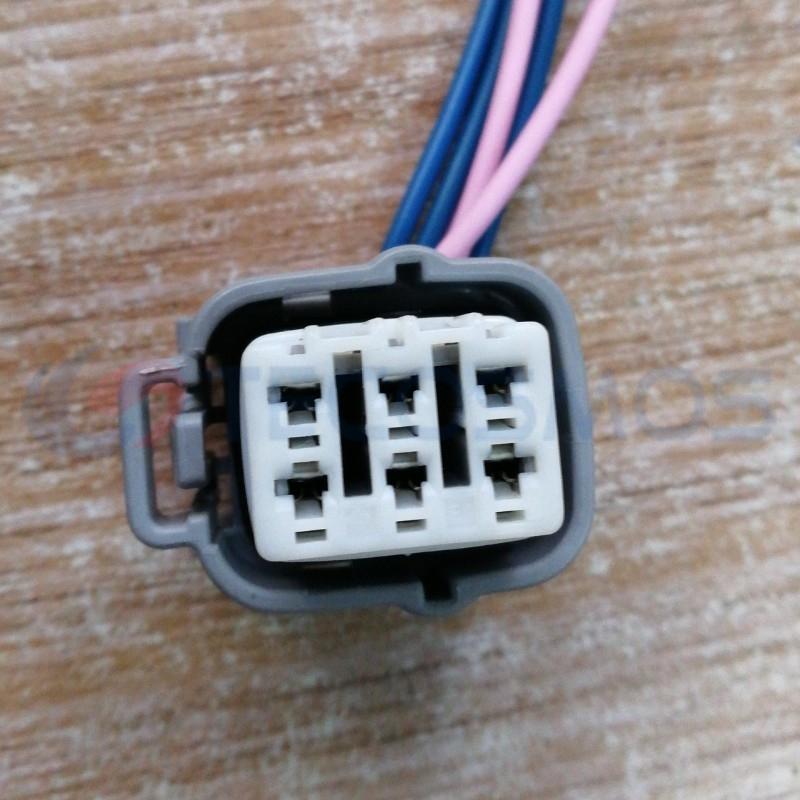 Car Connector For Subaru gasoline pump plug 6pin CT6-0131M