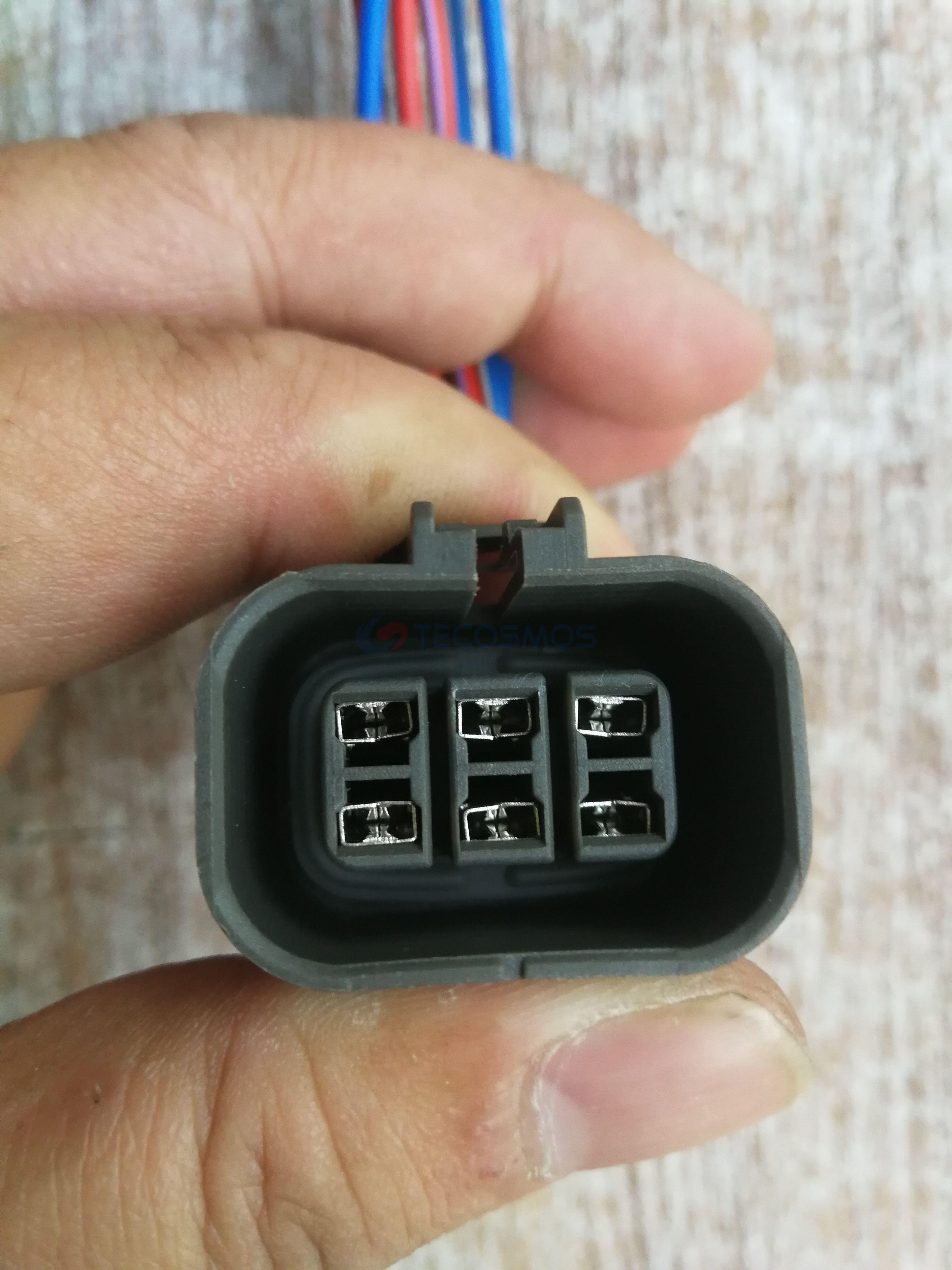 Car Connector For Nissan gasoline pump plug 6pin CT6-0144M