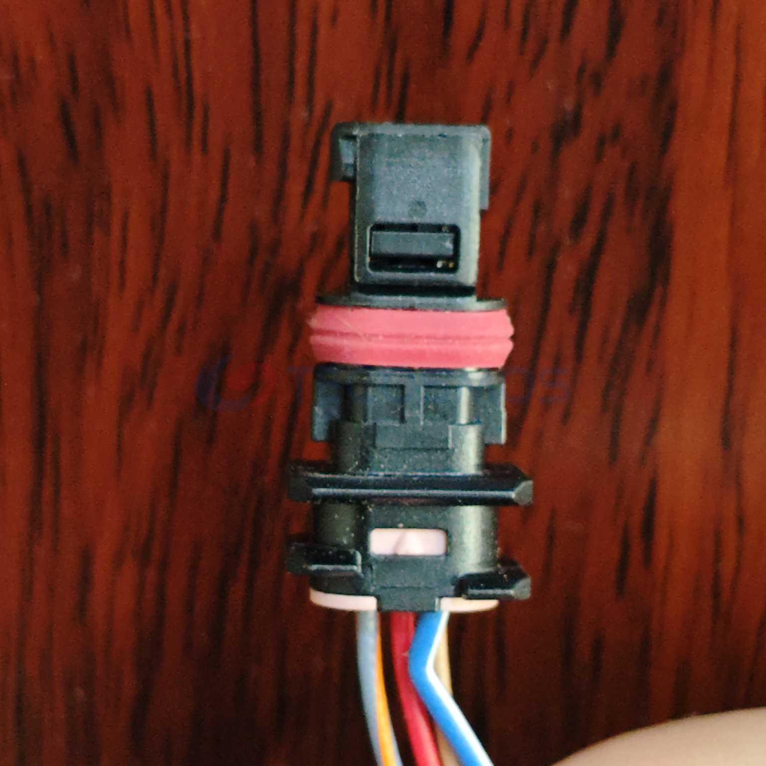 Car Connector For Tesla For Mercedes 6-hole 4-wire A0005403311 6pin CT6-0206M-2