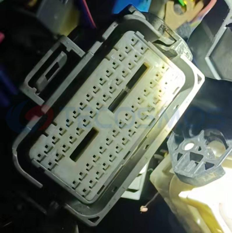 Car Connector For Ma 6 Ma 2 computer board plug 60 pin CT60-0001M-2