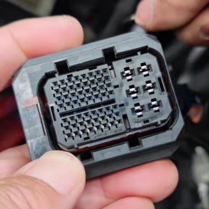 Car Connector For Toyota computer board 62 pin CT62-0002M