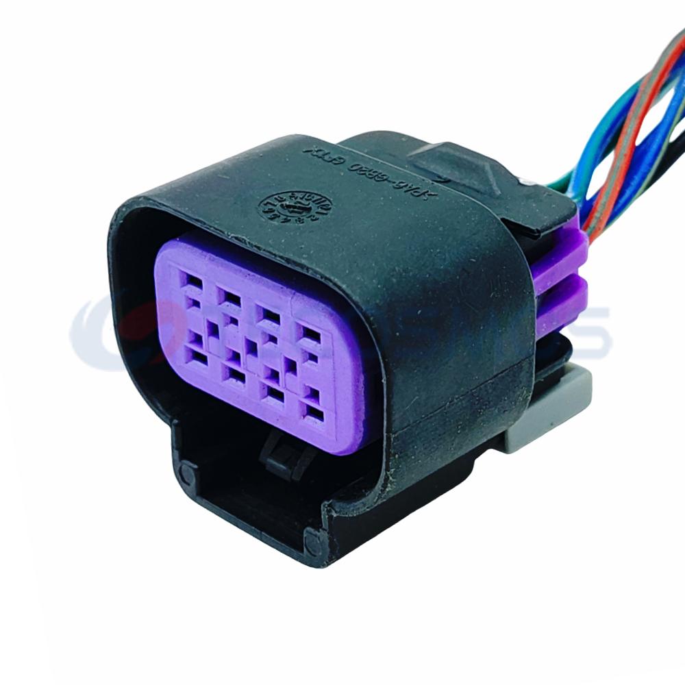Car Connector For Buick headlight plug Luxgen throttle plug 8pin CT8-0001M