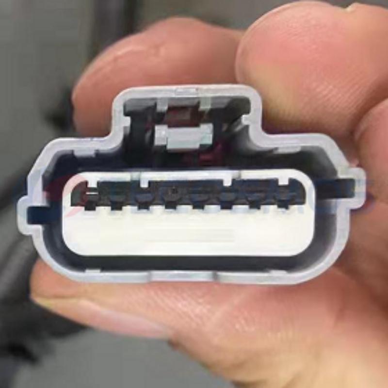 Car Connector For BYD Radar 8pin CT8-0031M-2