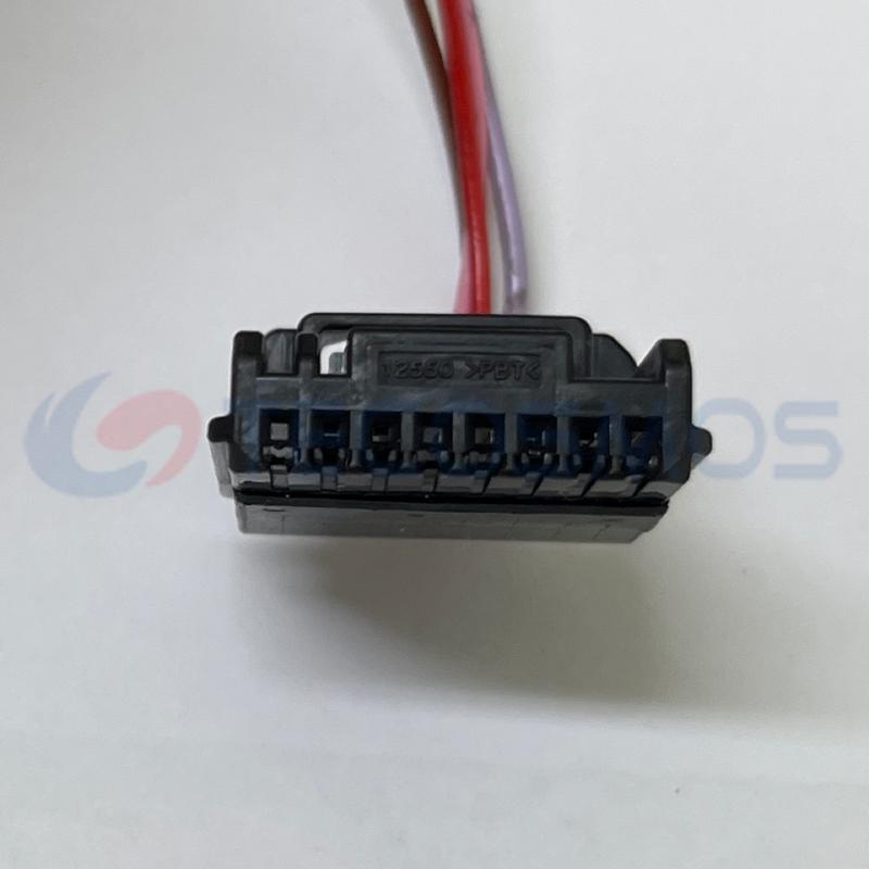 Car Connector For Toyota Crown Tail Light Plug 8pin CT8-0069M-2