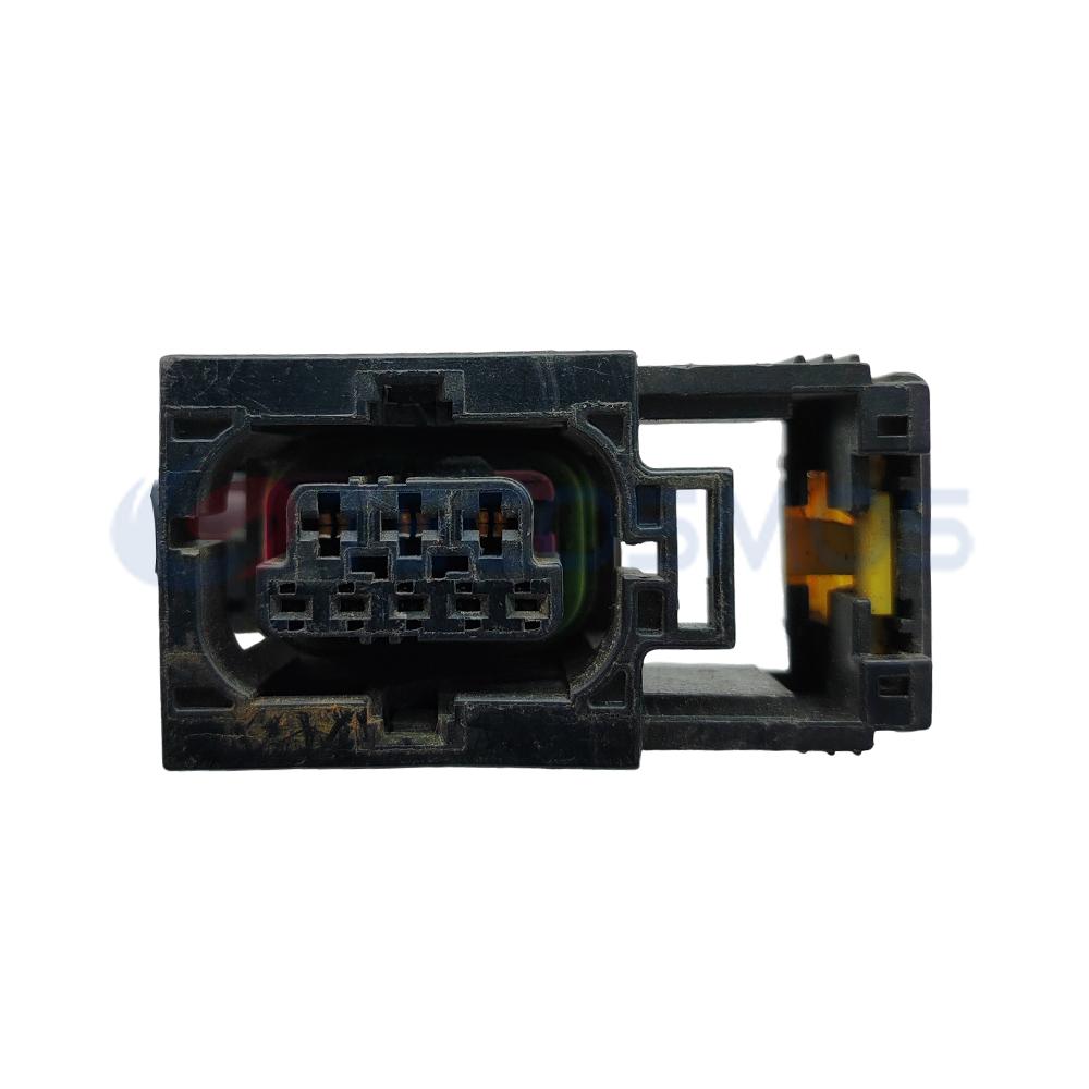 Car Connector For Outer side of middle slot clip leads out For geely For great wall For volvo 8pin CT8-0083M-2