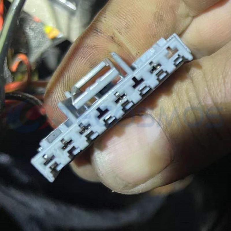 Car Connector For Geely heating button plug For Mercedes SM plug 8pin CT8-0089M-1