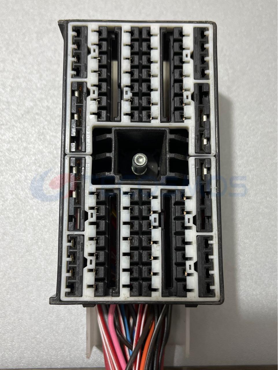 Car Connector For 84 pin battery box CT84-0002M-1