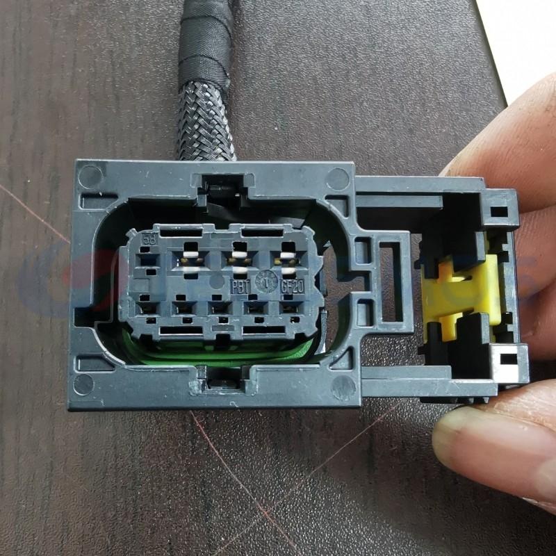 Car Connector For Geely For volvo Lynk Co side out 9pin CT9-0017M-3